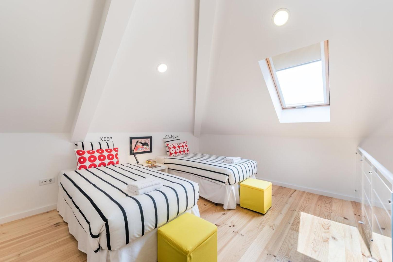 Guestready - Belas Artes Duplex Porto Bagian luar foto